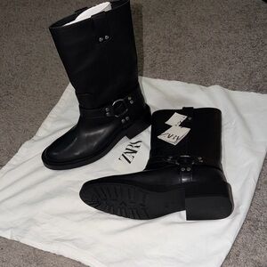 Zara Women's Black Leather Biker Boots SIZE 9 NWT With Dust Bag